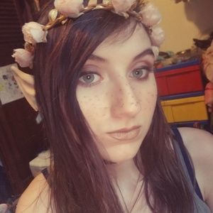 Meet your Posher, Hailey